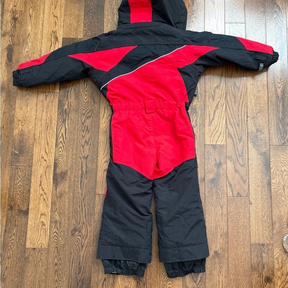 Obermeyer Kids Red and Black Ski/ Snowsuit Size 4